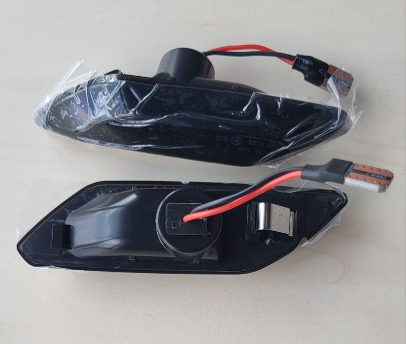 Lampi semnalizare dinamice led Logan 3, Sandero 3