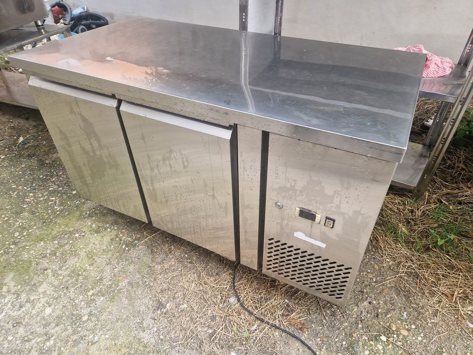 Masa rece inox, blat inox și saladeta