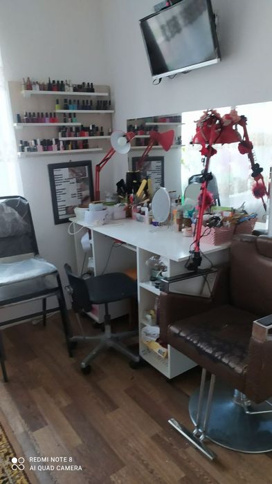 Маникюрный стол 400сум