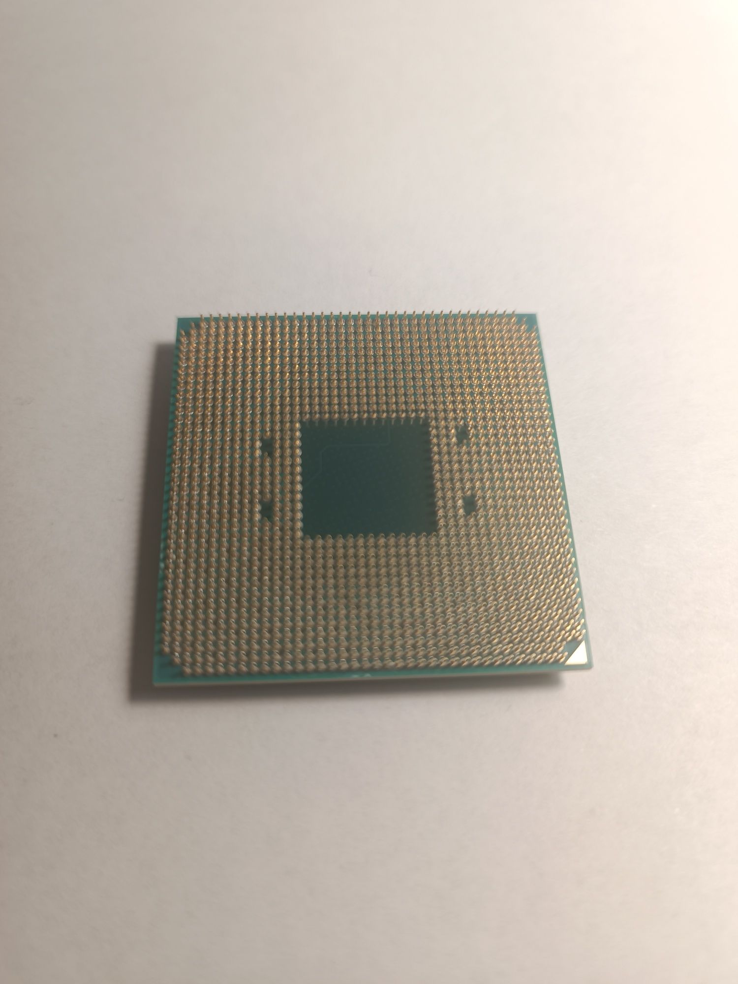 Процесор AMD Athlon X4 950 (3.50GHz) 4 ядрен