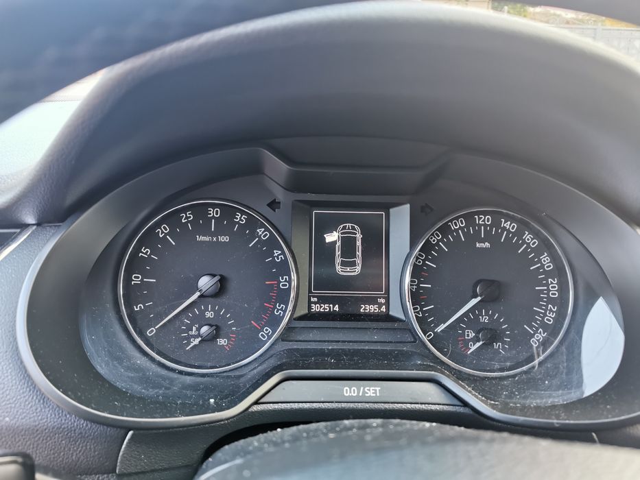 Vând Skoda Octavia