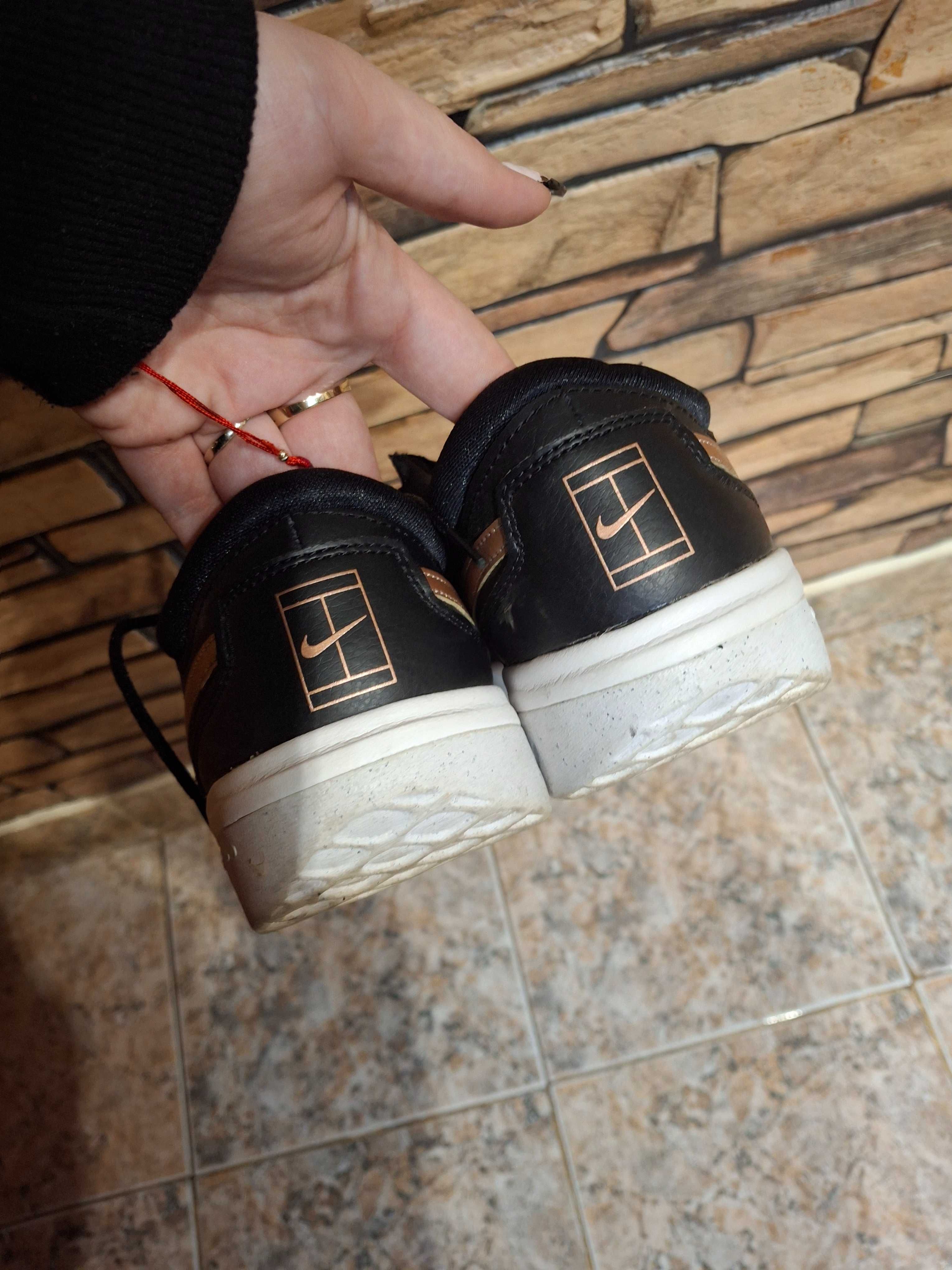 Нови маратонки Nike