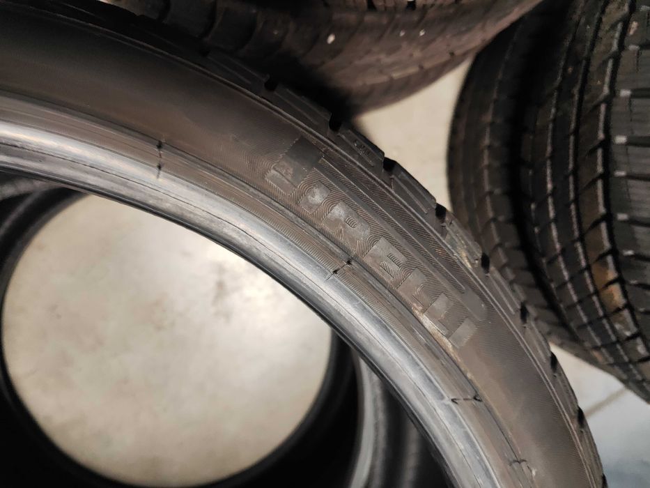 2бр. зимни гуми 285/30/21 Pirelli