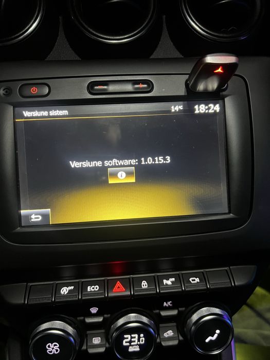 Navigație Dacia MediaNav cu CarPlay și Android Auto