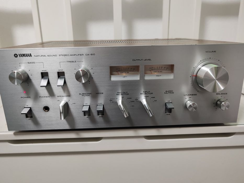 Yamaha CA 610, vumetre pe ace, Germania