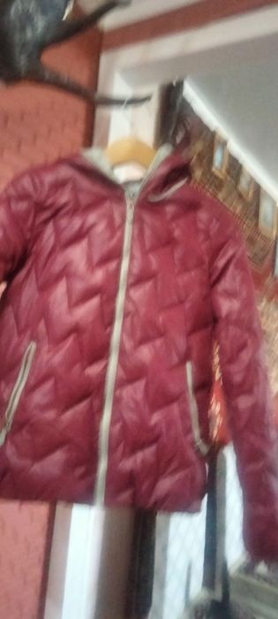 Продам куртки не дорого