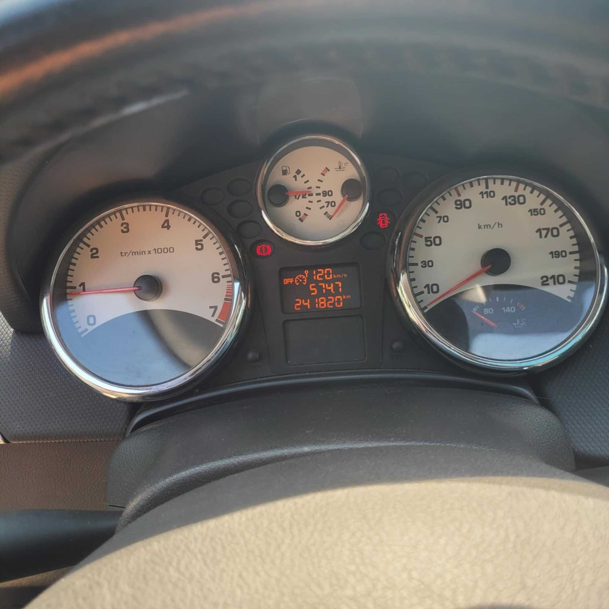 Продавам Peugeot 207 (120к.с) (241к км) (1.6 Бензин) (2007г)