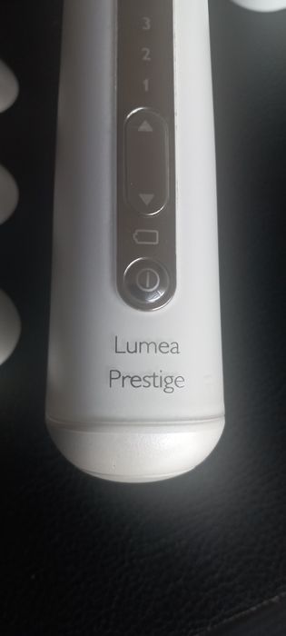 Фотоепилатор PHILIPS Lumea