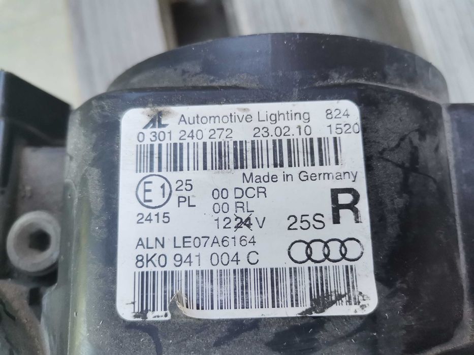 Десен R Фар за Ауди/Audi A4 B8 2007--2011 bi xsenon