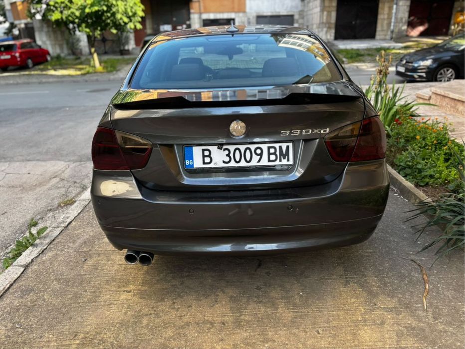 Продавам BMW 330 XD