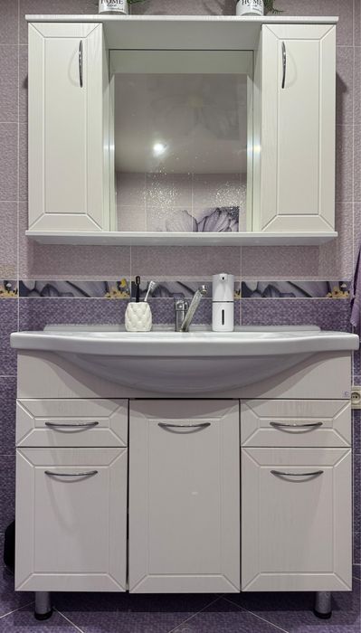 Продам мебель с ванной