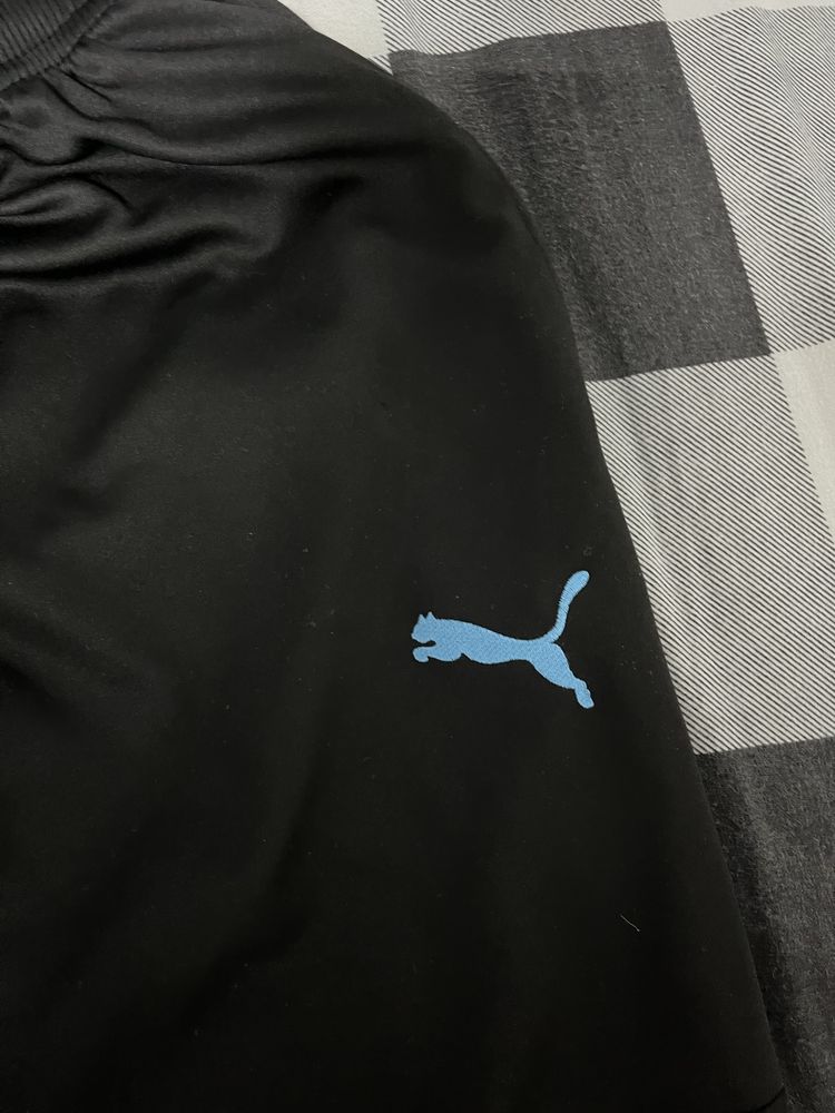 pantaloni puma negri