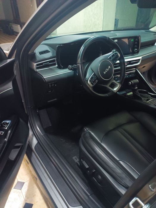 Kia K5 Sorchno Sotiladi