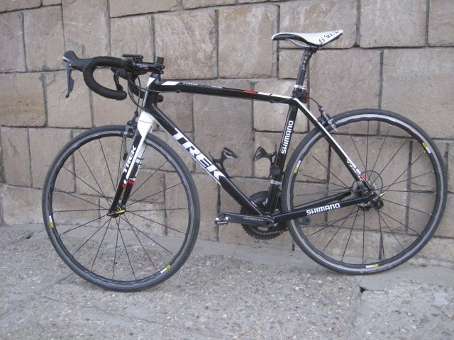 TREK Madone 2.1-шосеен велосипед