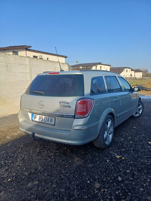 Vând  Opel  astra H 1.6 twinport benzina  si gpl