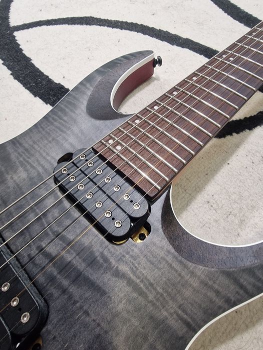 Chitara electrica Ibanez 7 string