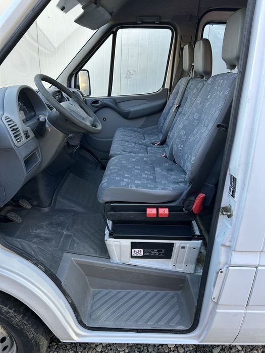 Mercedes Sprinter/7 Locuri/Aer Conditionat
