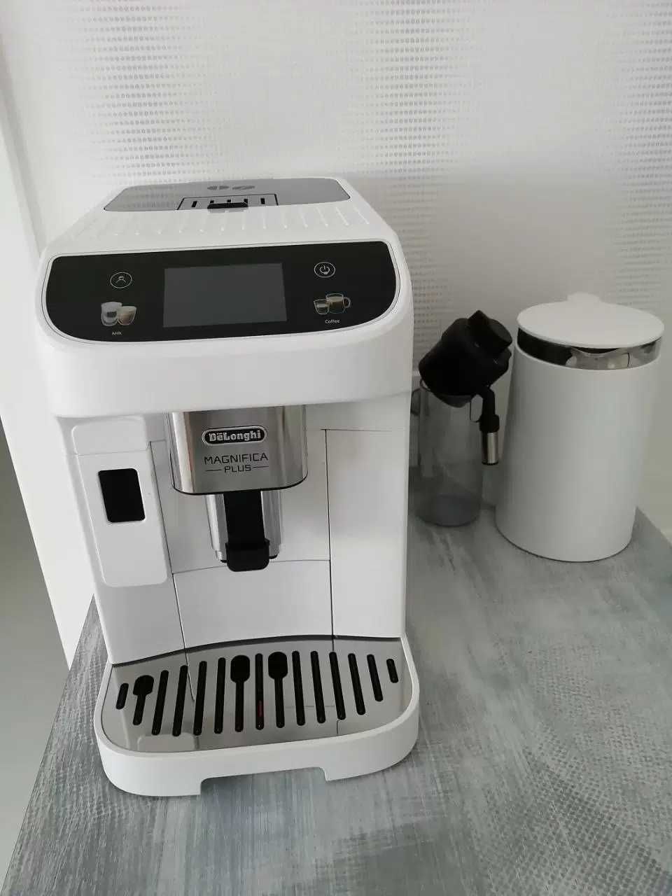 Кофемашина De'Longhi ECAM320.60.B/W Насыщенный Вкус Кофе! | Качество!