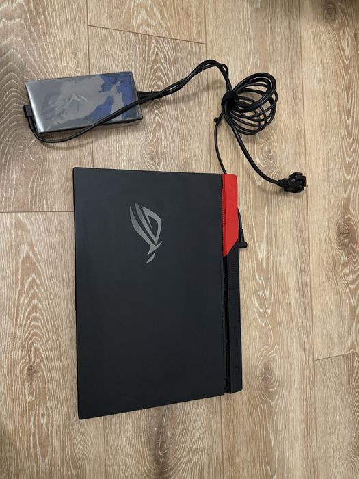 Laptop Gaming ASUS ROG Strix G513IC – Ryzen 7 / RTX 3050