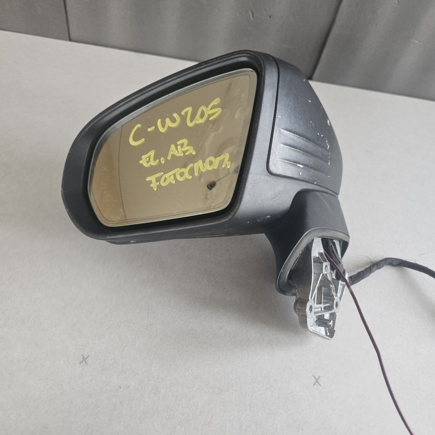 MERCEDES  C W205 kype ляво огледало.