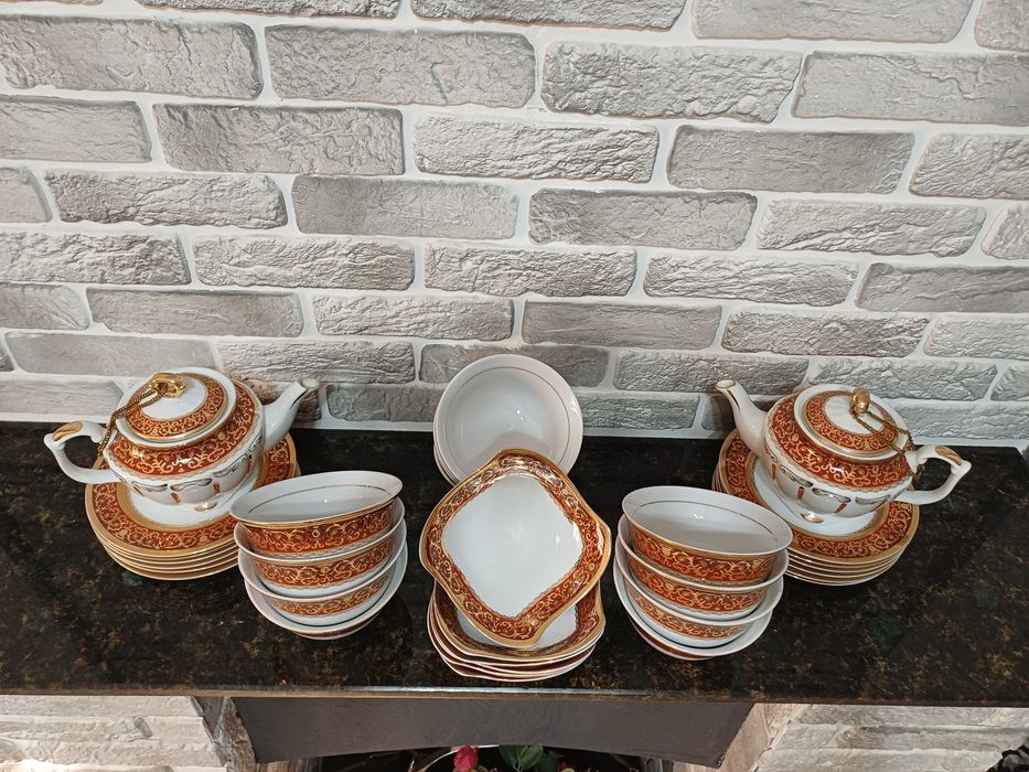 Продам столовый набор