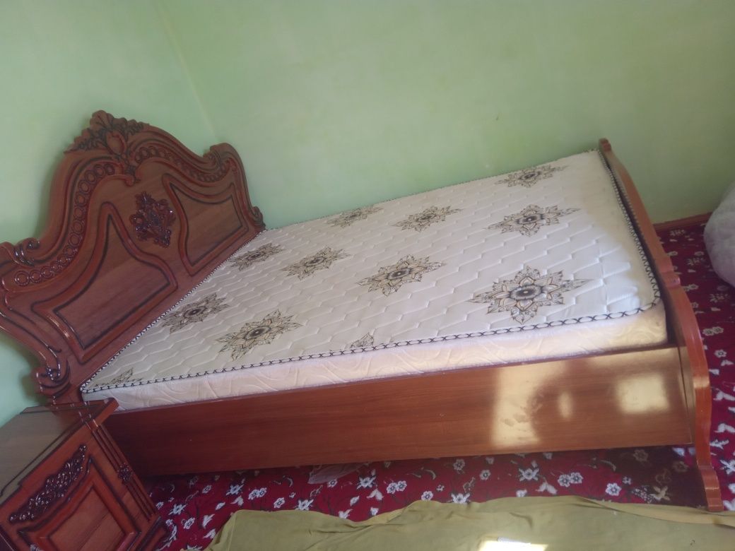 Shu spalnimiz sotiladi atigi 1oy ishlatilgan