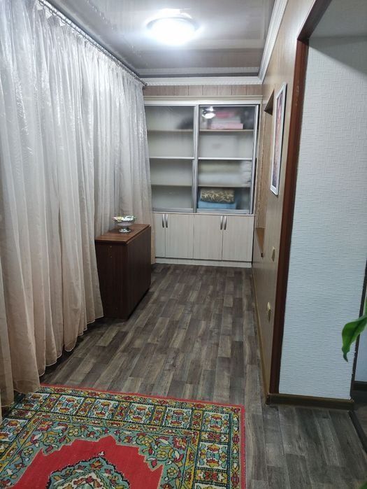 Аренда2х комнатной в центре ,Ц1