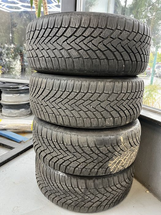 Зимни гуми Continental 215/55/16