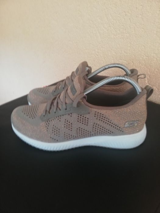 Adidași noi Skechers nr 39 damă
