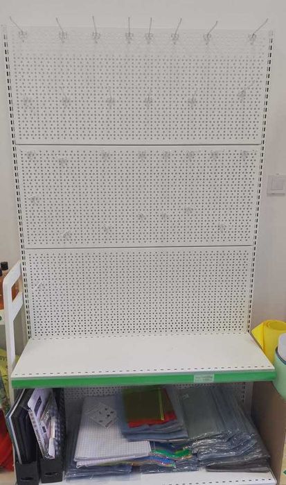 Метални стелажи Спешно!!!