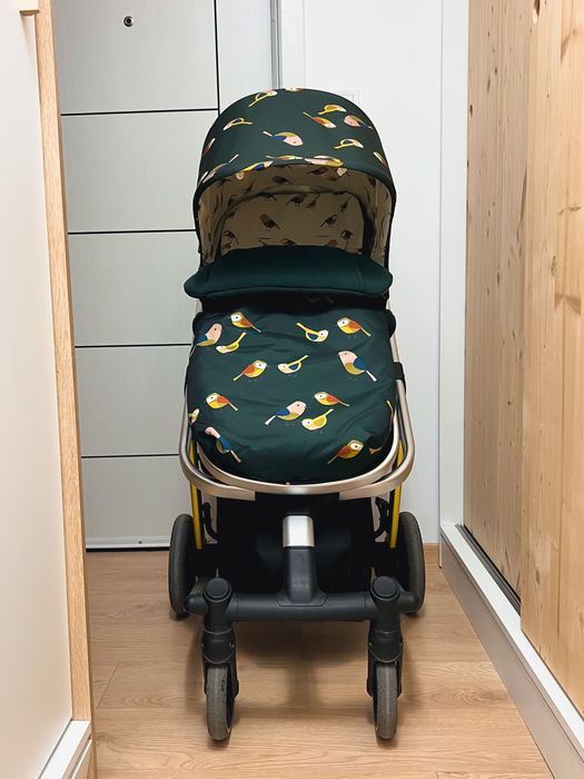Бебешка количка/ Количка за бебе Cosatto Giggle Birdland