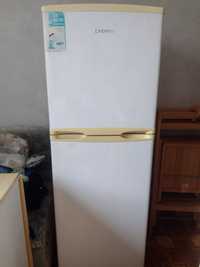Хладилник с фризер Crown DF220