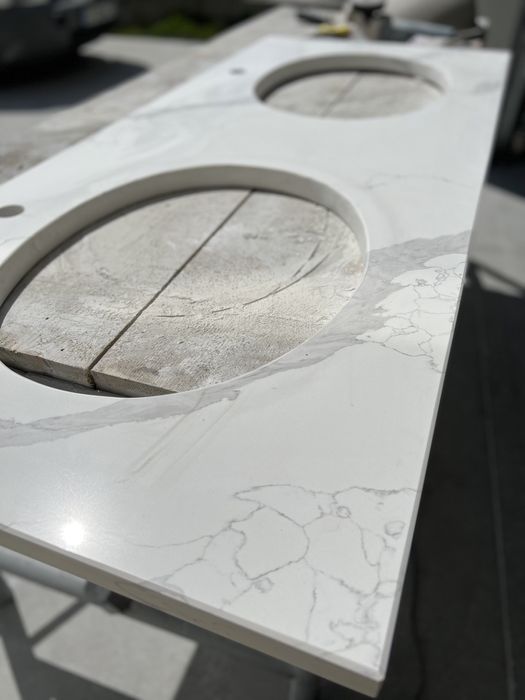 Blaturi Insule Bucatarie Granit Craiova