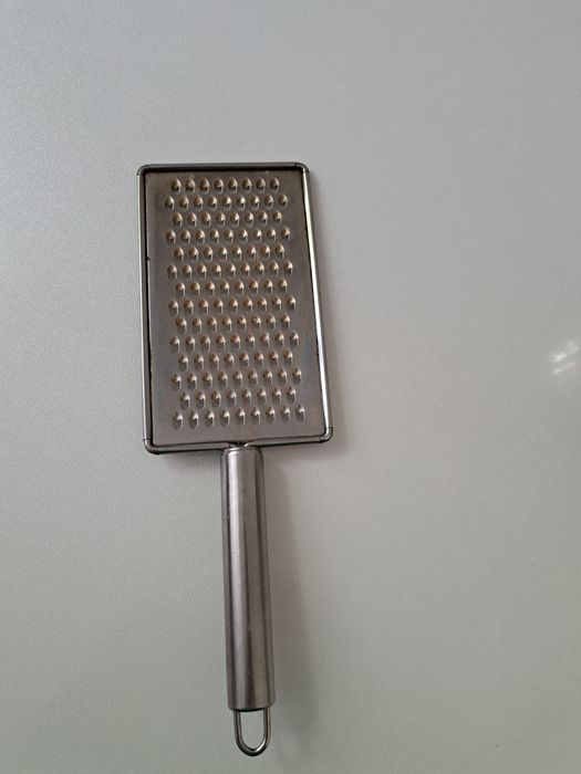 Тёрка из нерж.стали 1 штук