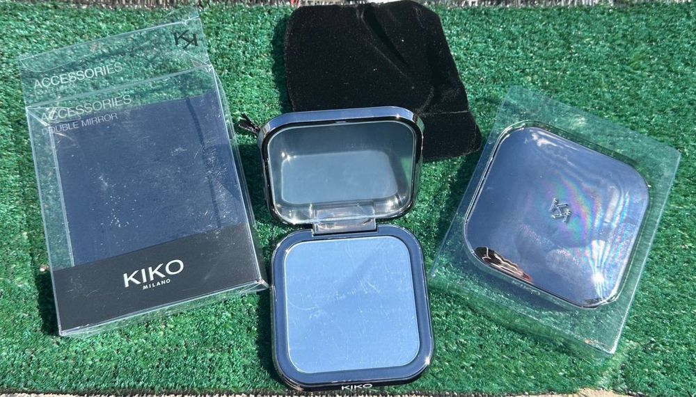 Огледало Кико Милано за козметика