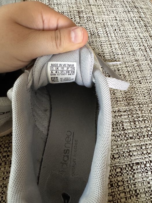 Спортни обувки Adidas