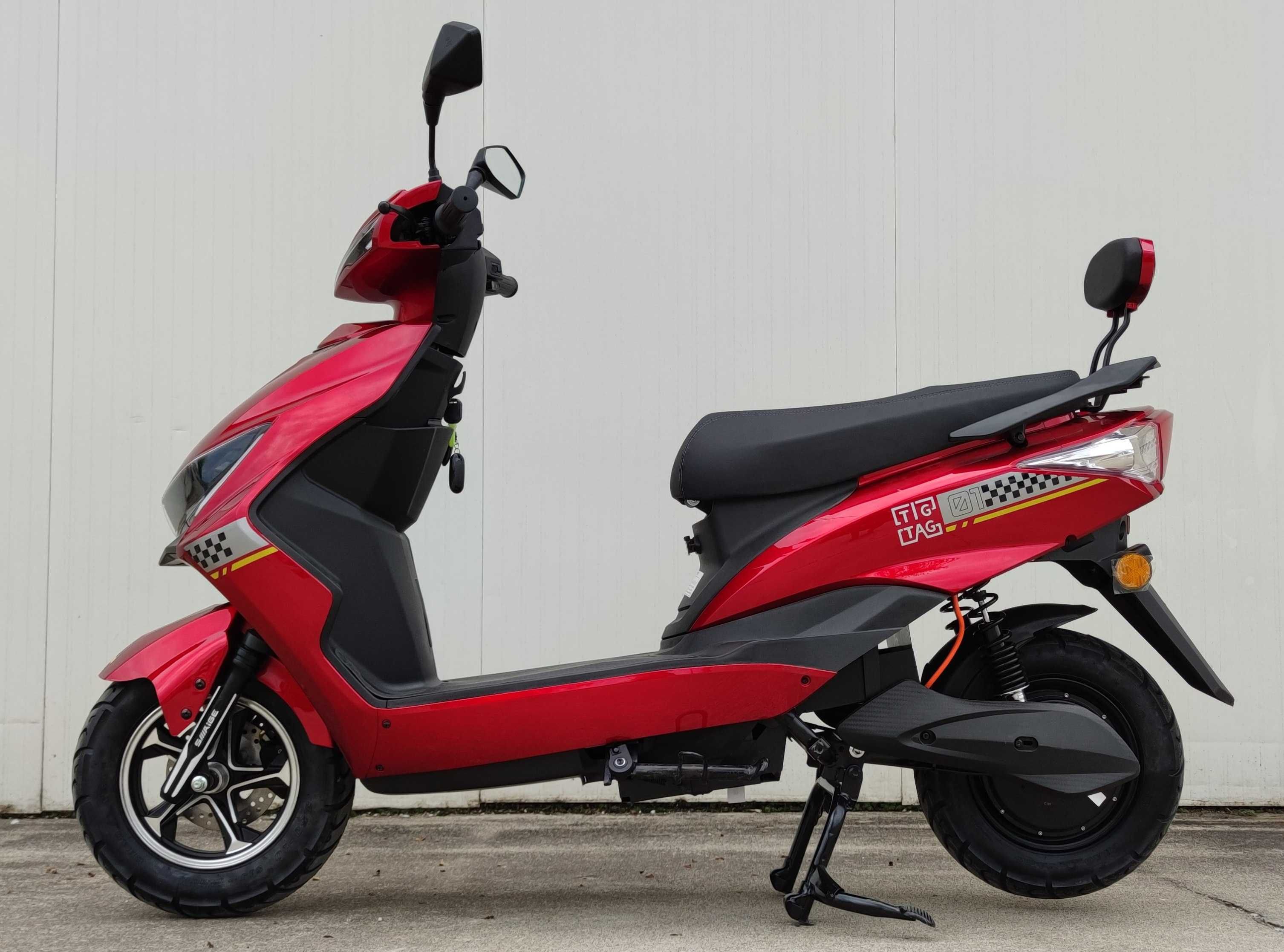 Електрически скутер с елегантен дизайн  модел ZG-S в цвят Бордо