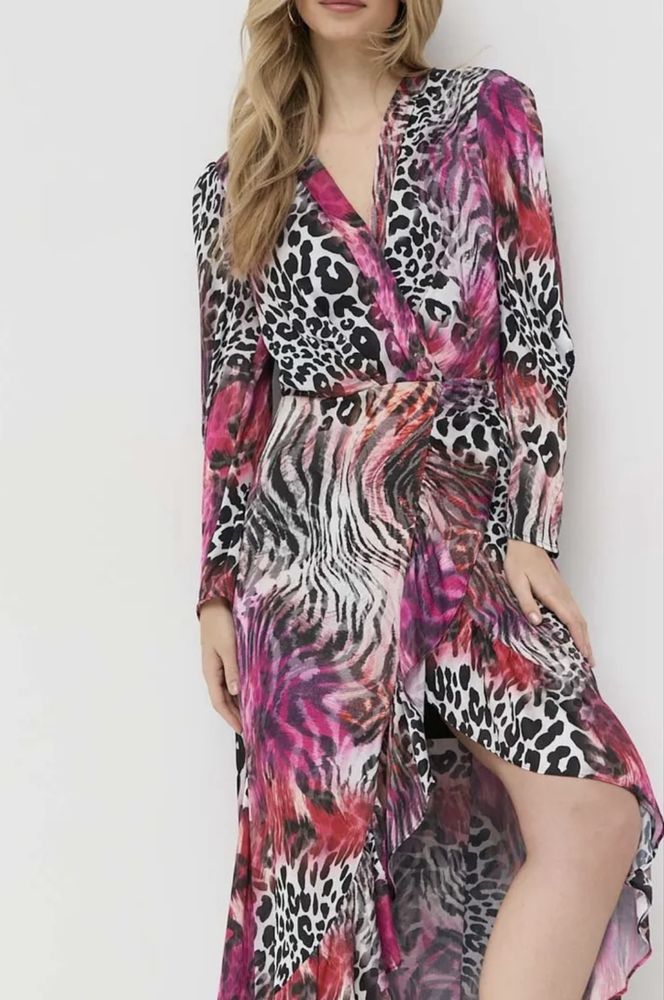 Рокля на Guess