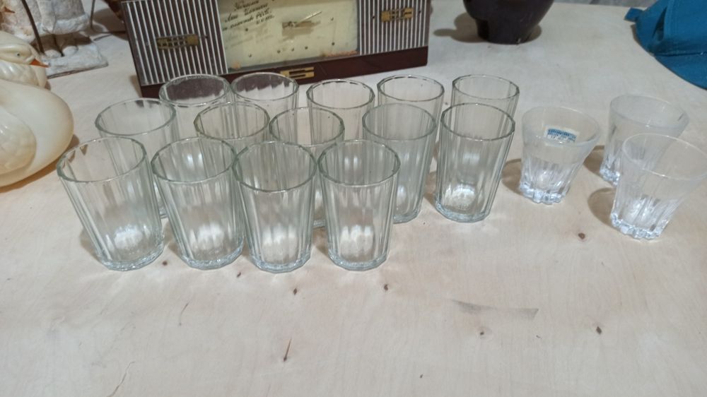 Продаётся винтажний посуди набор