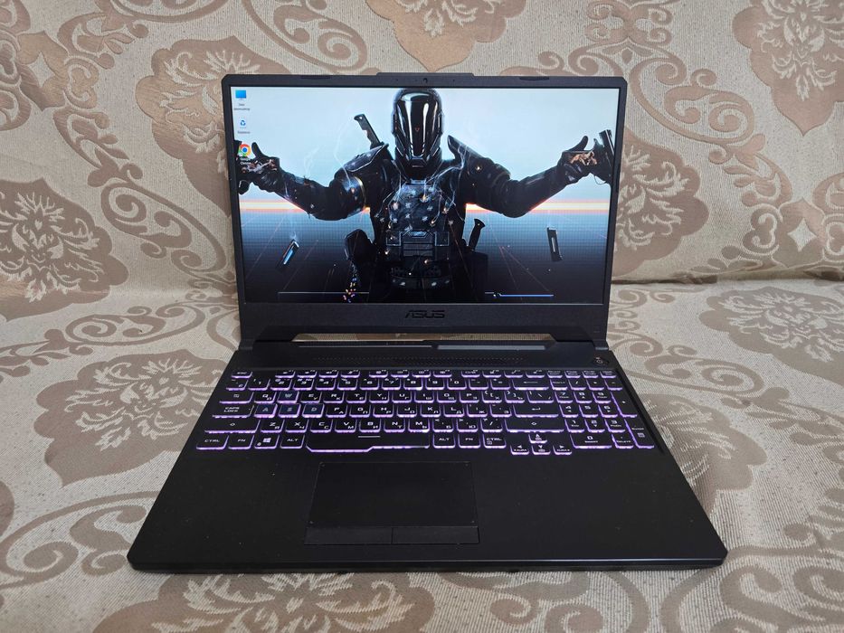 Игровой ноутбук / Asus TUF Gaming A15 / в отличном состоянии