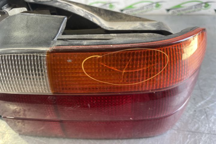 Lampa / Tripla stop dreapta pe aripa CU DEFECT 8353806 / 8 353 806 BM