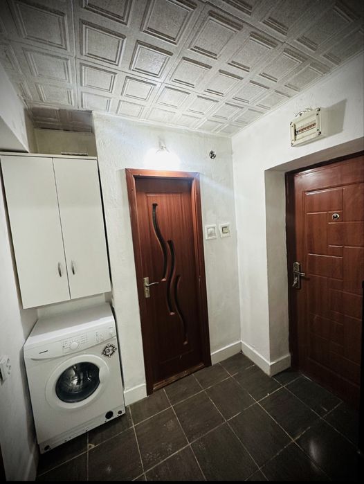 De Vânzare: Apartament 2 Camere Semidecomandat