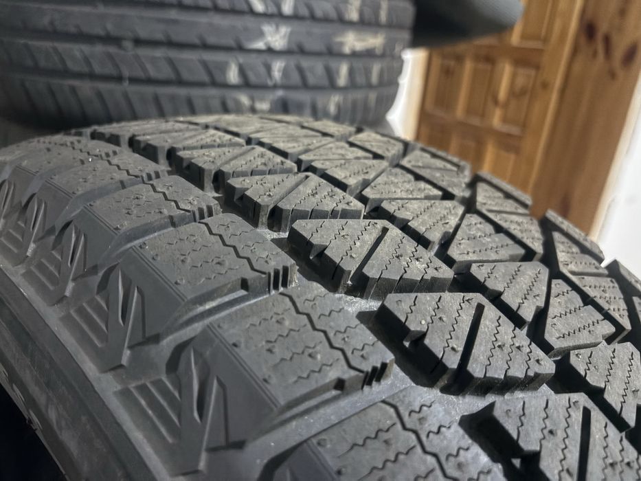 2 бр. Зимни гуми Bridgestone 255/ 50/ 19 DOT1824