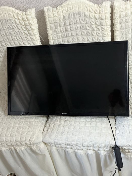 ТЕЛЕВИЗОР/Продам Samsung UE32J4500 — 32" Smart TV.