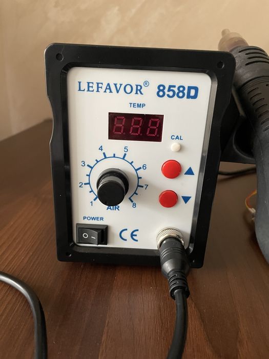 Statie de lipit cu aer cald pana la 450 °C