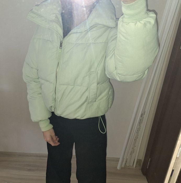 Яке бомбър Bershka