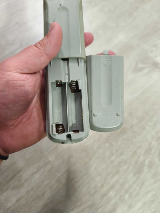 Telecomanda TV Sony, model RM-887,doar in Cluj,25 lei fix