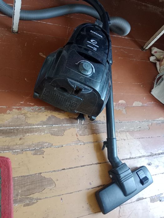 Пылесос Samsung AIR TRACK