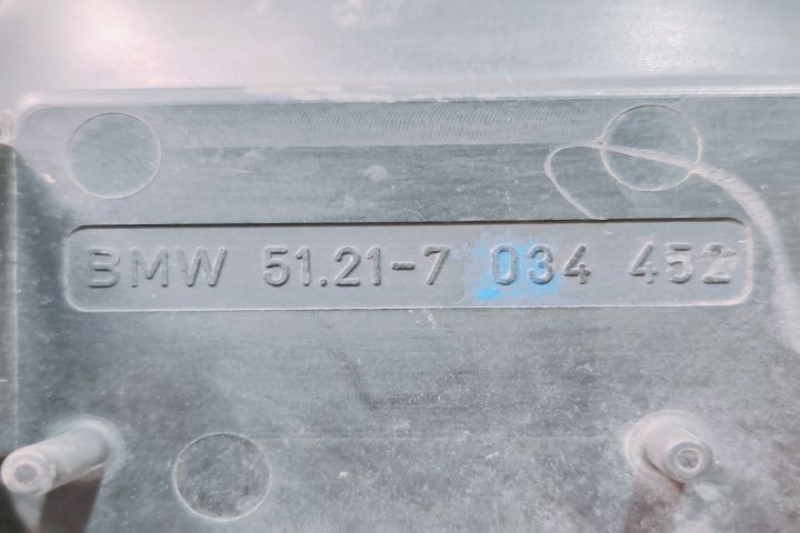 Suport maner exterior dreapta fata  51217034452 BMW Seria 5 E60/E61