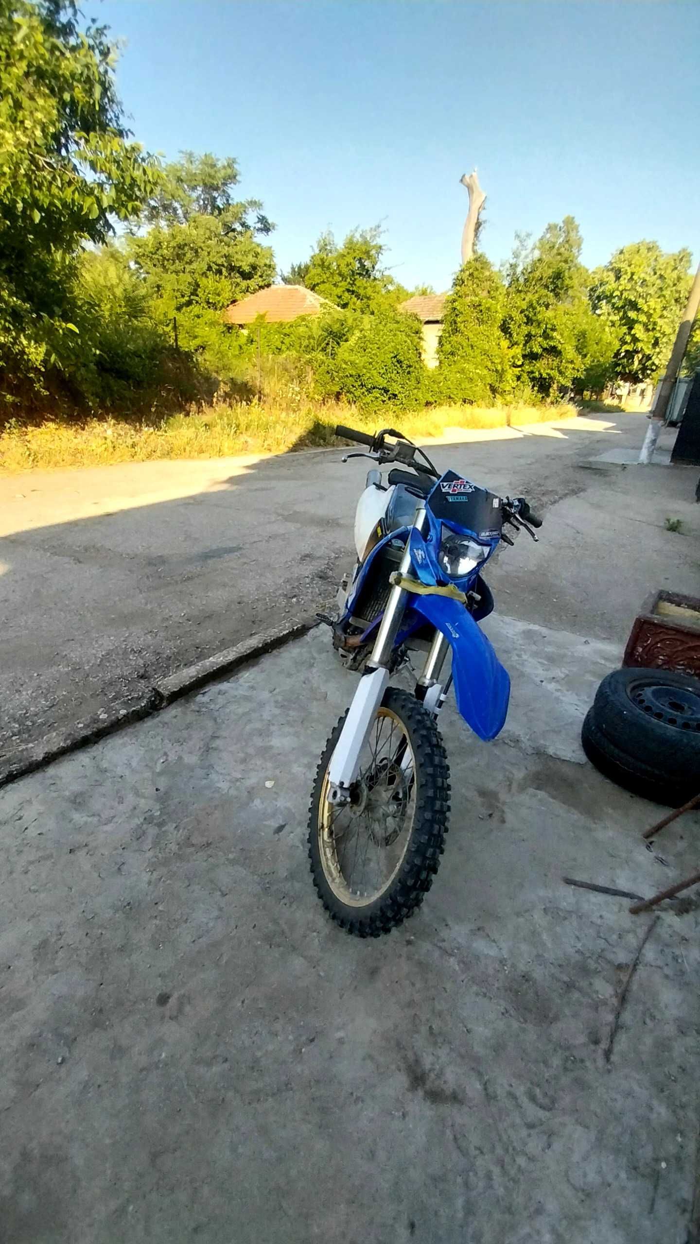 Yamaha WR 400 кубика